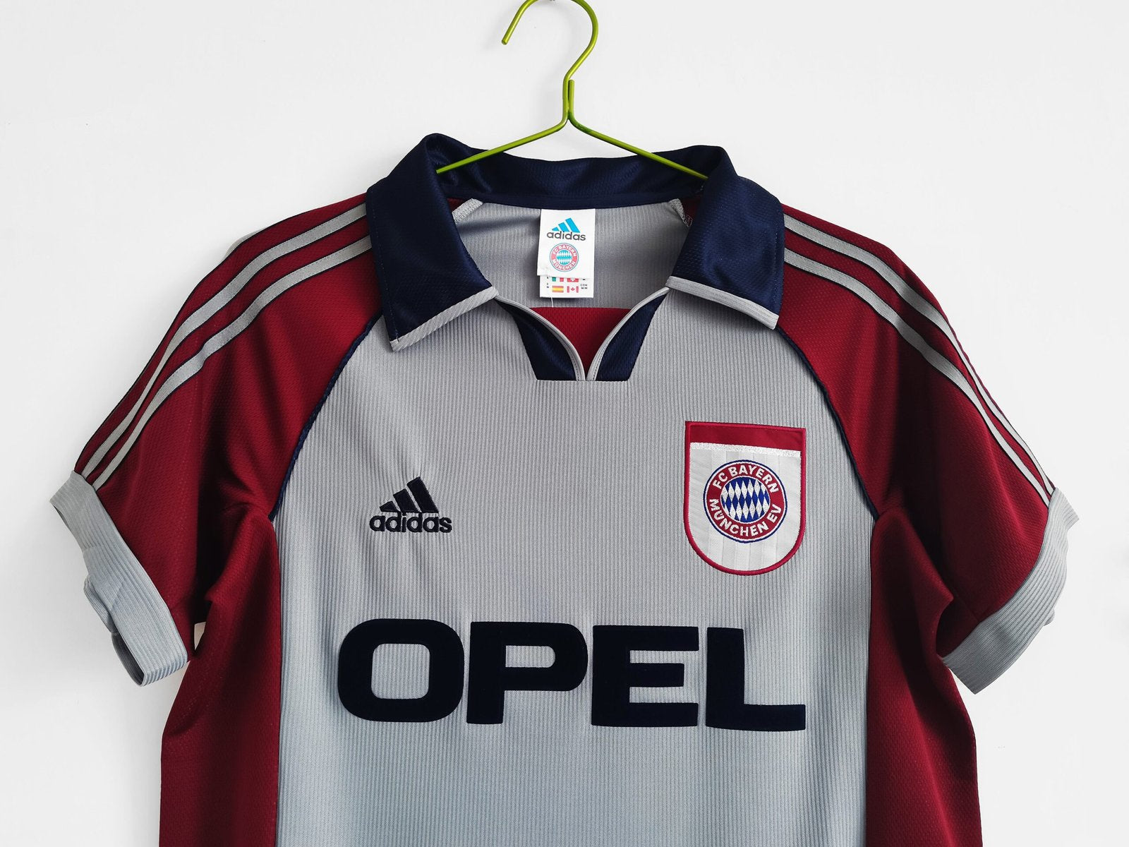 Bayern Munich 1998-00 Third | Retro Jersey - Image 2