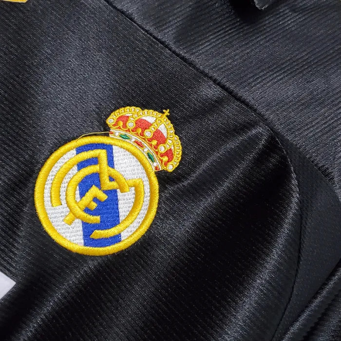 Real Madrid 1998-00 Third | Retro Jersey - Image 4