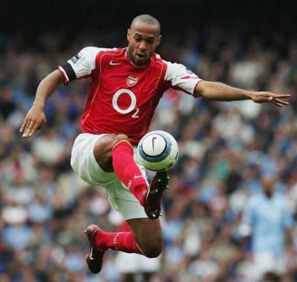 Arsenal 2004-05 Home | Retro Jersey - Image 2